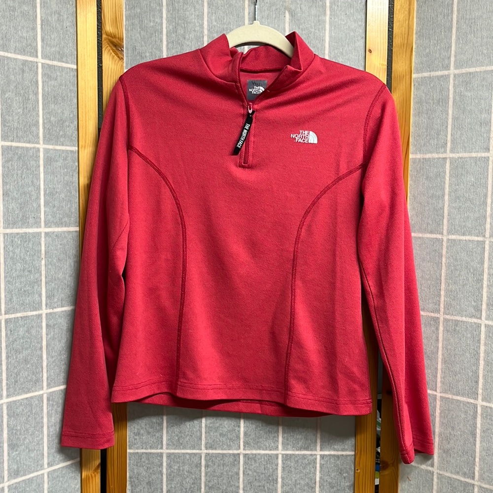The North Face 1/4 Zip Vapor Wick Pullover